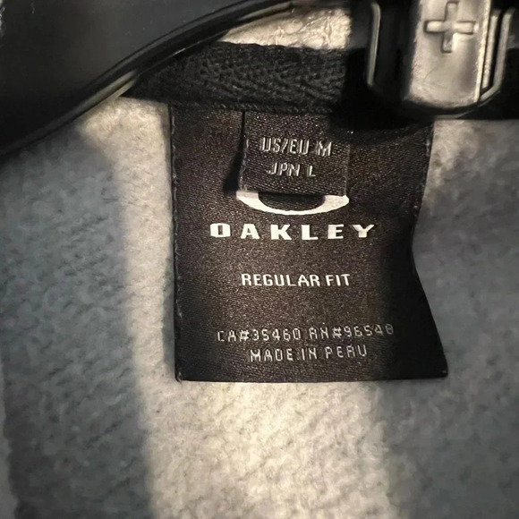 mens oakley hoodie - Picture 4 of 4